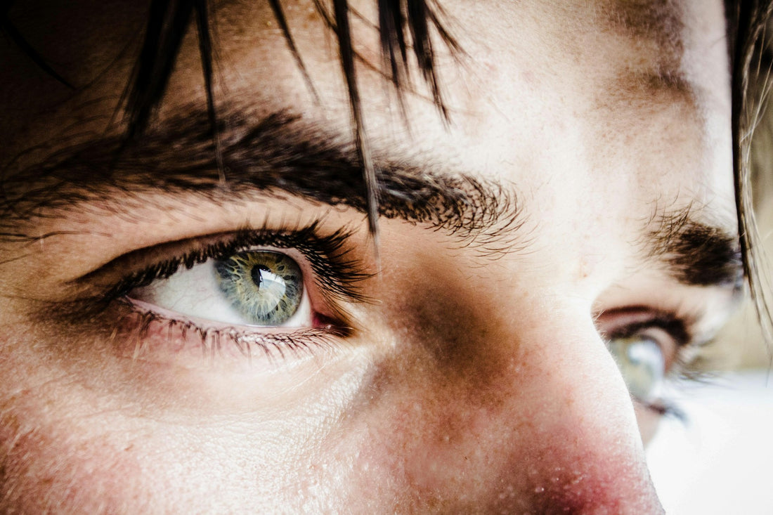 Why Do Men Have Longer Eyelashes?